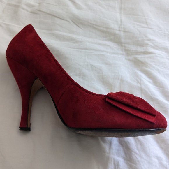 Red Suede Steve Madden Stiletto Heels - 7.5 - Picture 4 of 7